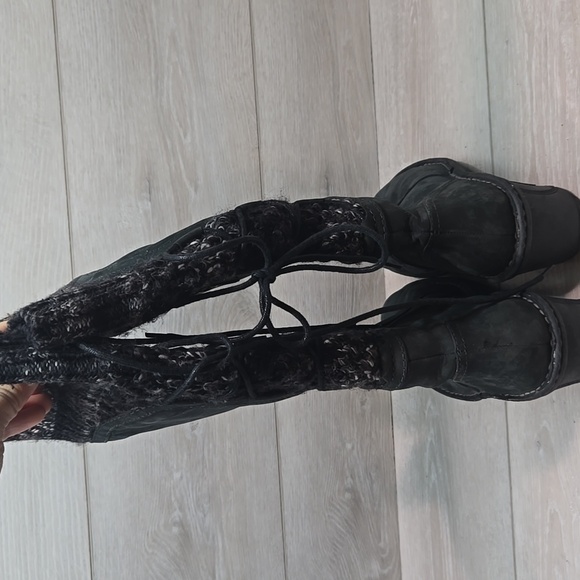 UGG Australia 1936 Tall Leather Winter Boots with Knit Cuff Wedge Shoes Sz 9 - Picture 6 of 9